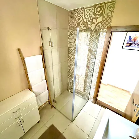 Apartmán Cozy In Belgrade, Cukarica, Zeleznik, Free Parking And Wifi