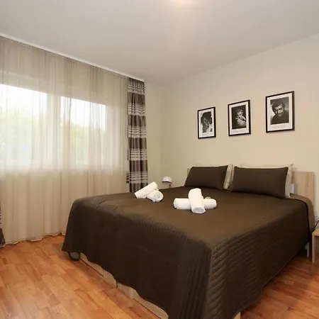Apartmán Cozy In Belgrade, Cukarica, Zeleznik, Free Parking And Wifi